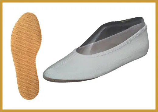 IWA 164 Gymnastikschuhe Ballettschuhe Schläppchen Baumwolle Modell 164 weiss und schwarz